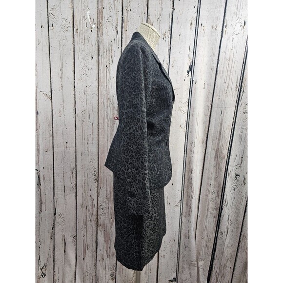 LW Women's 10/12 Dana Buchman Original Gray Leopard Print Skirt Suit 2 Pc Set - Picture 7 of 12